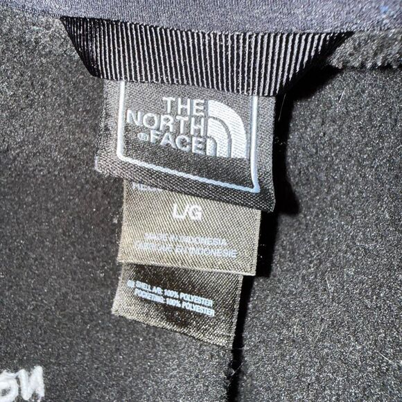 The North Face Sz L Men’s Black Fleece Jacket with Hinton Farms Patch - Picture 6 of 7